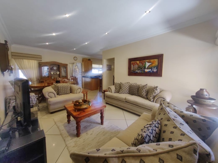 3 Bedroom Property for Sale in Grimbeeck Park North West